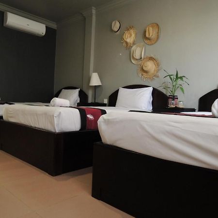 I Lodge Siem Reap Buitenkant foto
